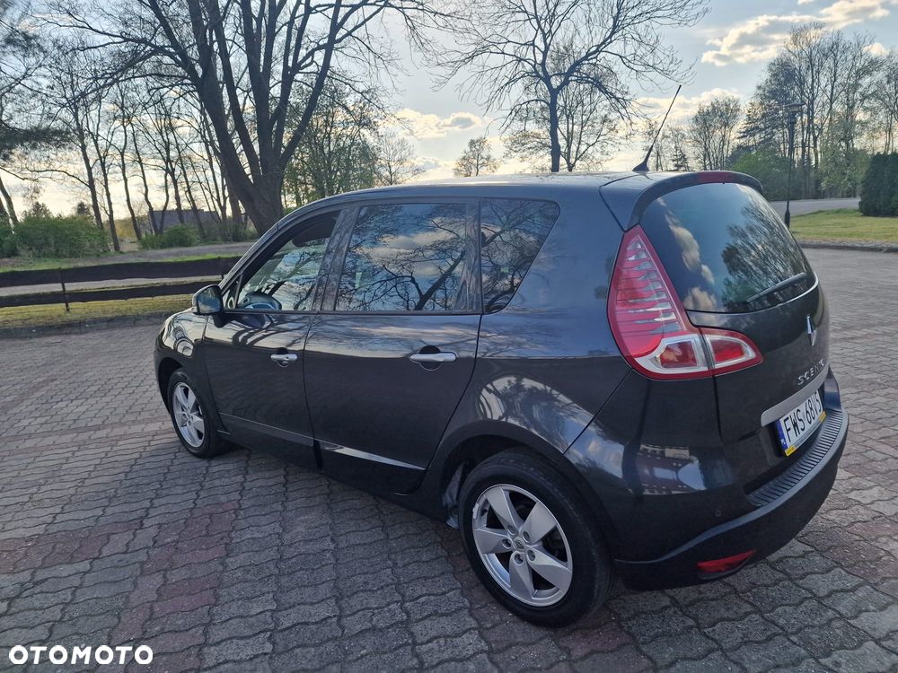 Renault Scenic 1.6 16V Confort Expression - 4