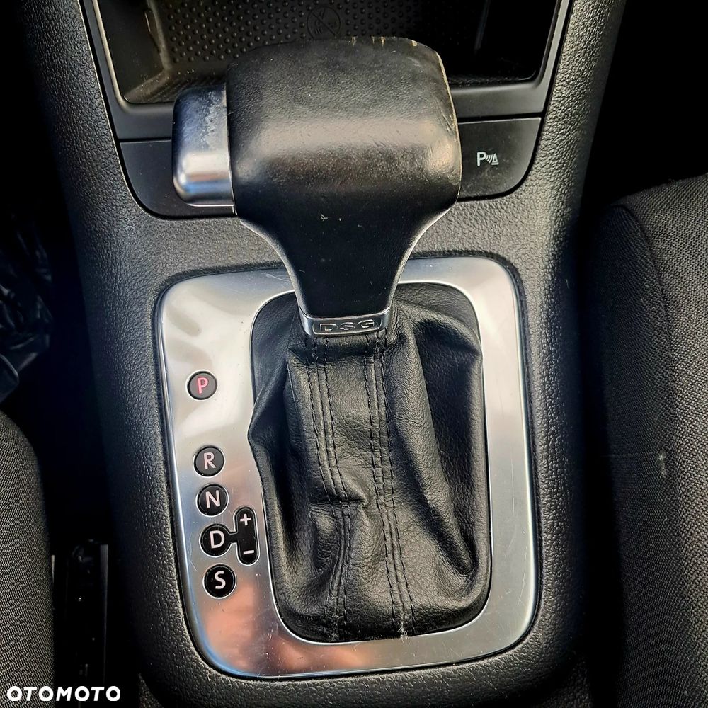 Volkswagen Golf Plus - 17