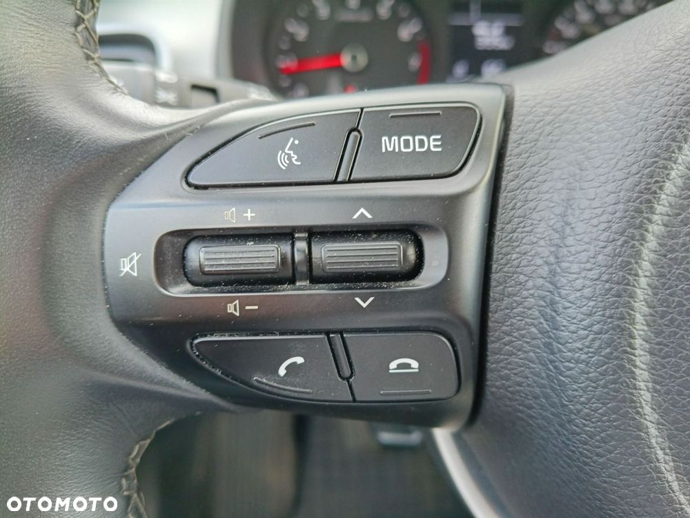 Kia Stonic - 22