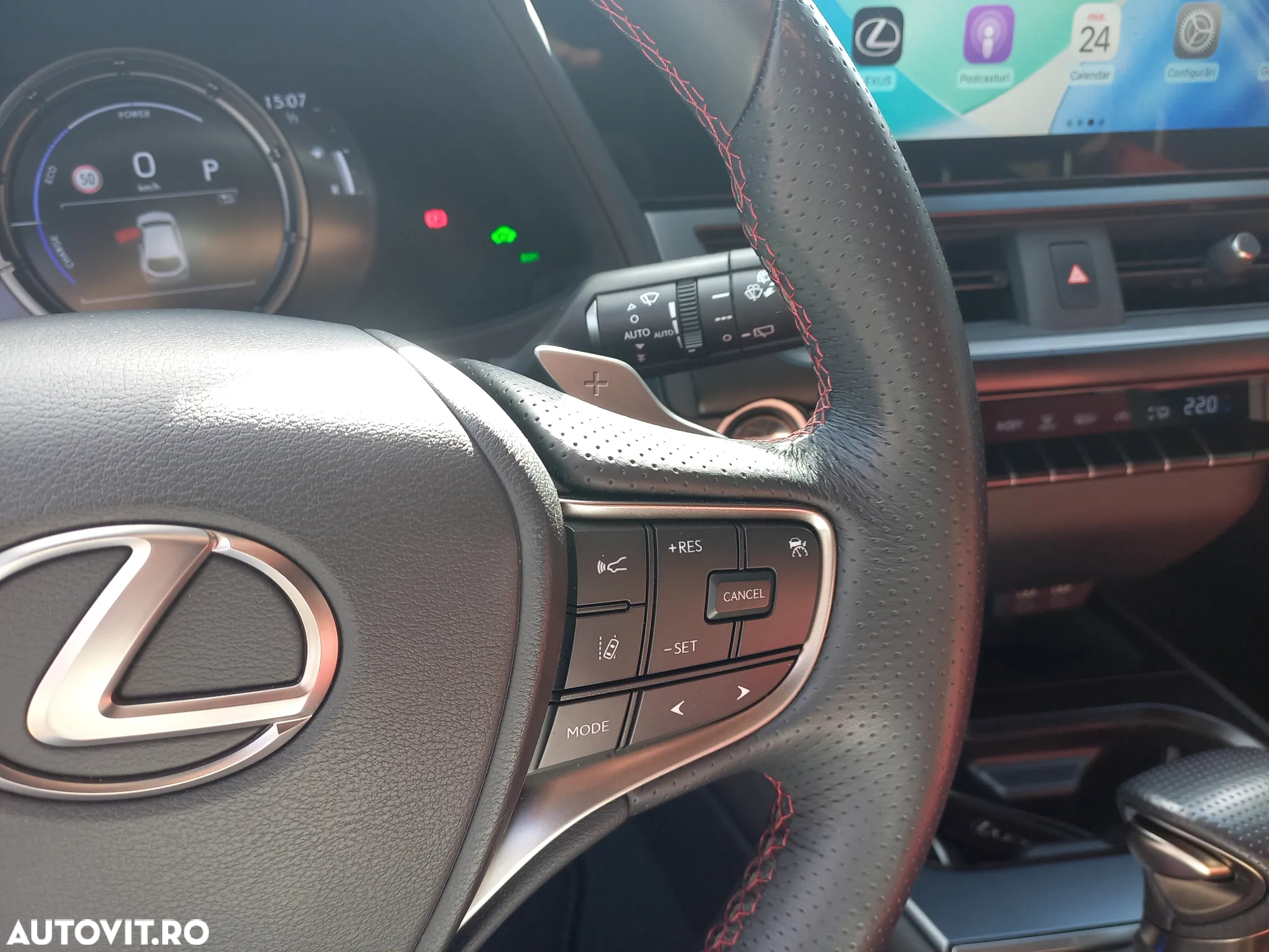 Lexus UX 250h 2.0L HEV 20H- (178 HP) 4X4 CVT F Sport - 20