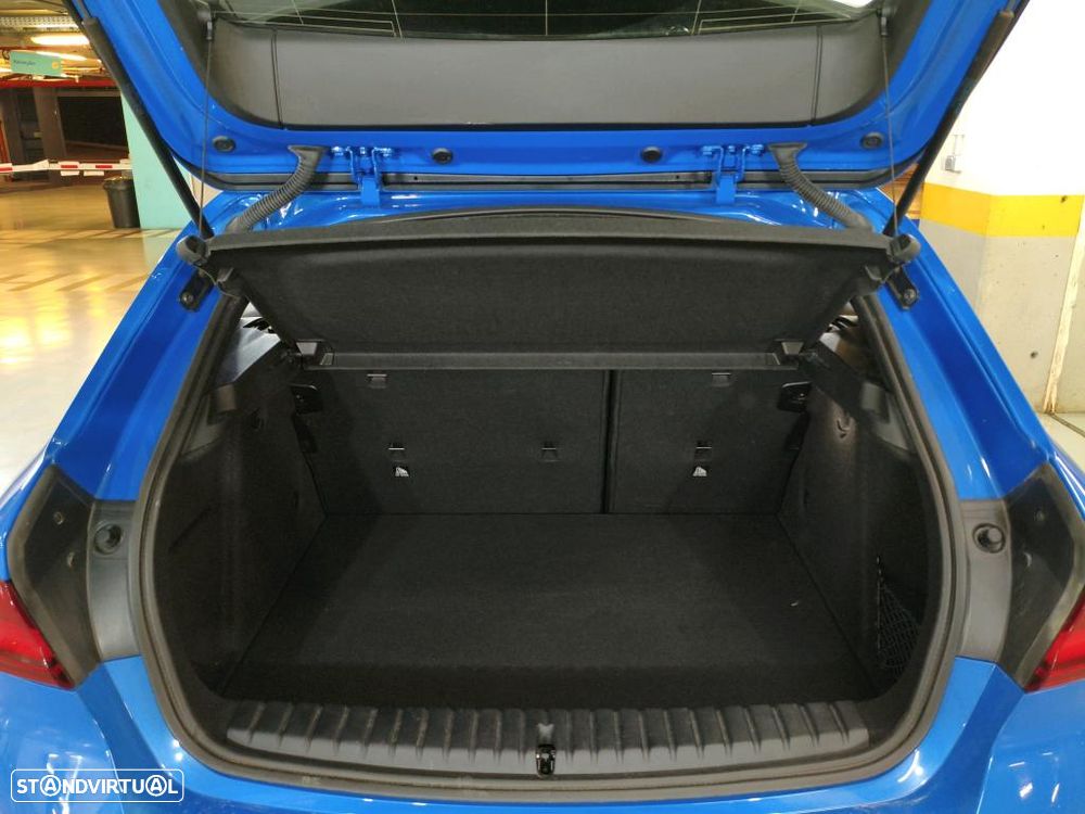 BMW 118 i Pack Desportivo M Auto - 9