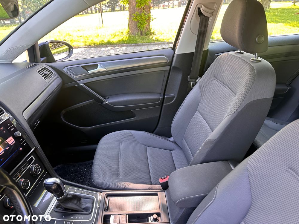 Volkswagen Golf 1.6 TDI SCR DSG Comfortline - 14