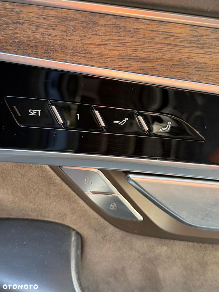 Audi A8 50 TDI quattro tiptronic - 12