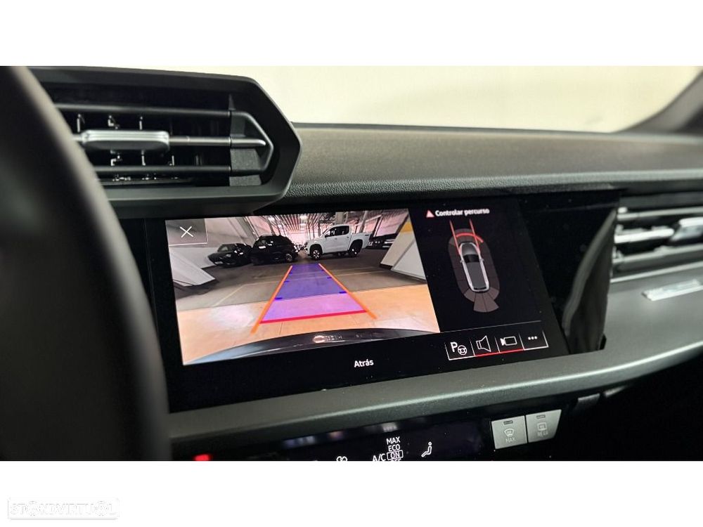 Audi A3 Sportback 30 TDI S line - 8