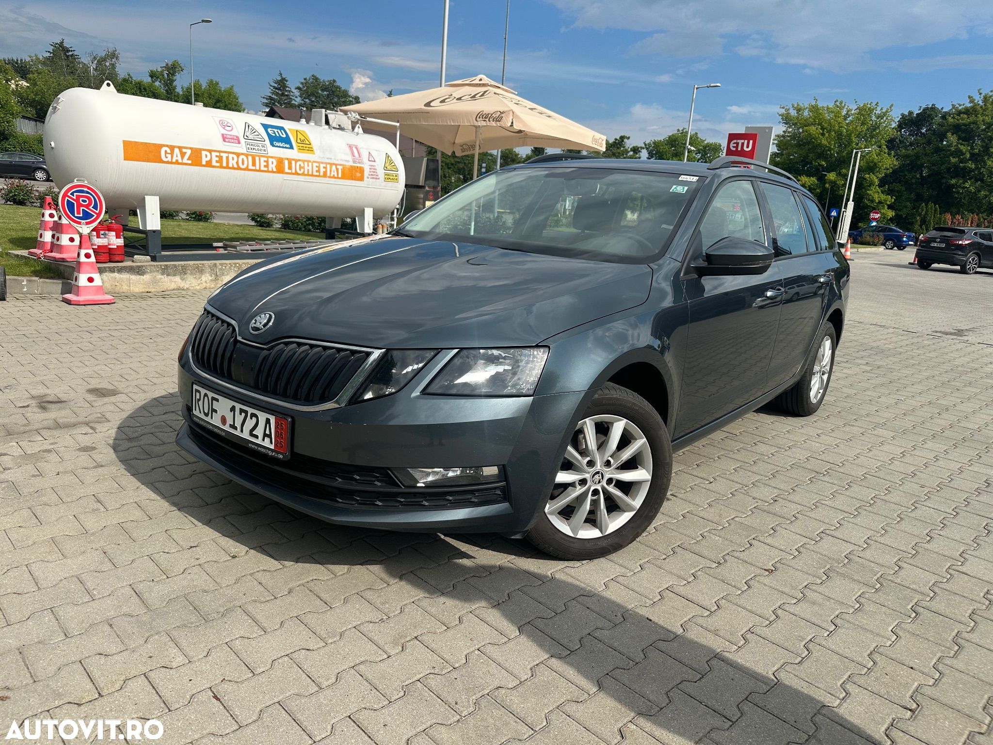 Skoda Octavia Combi Diesel 1.6 TDI Style - 1