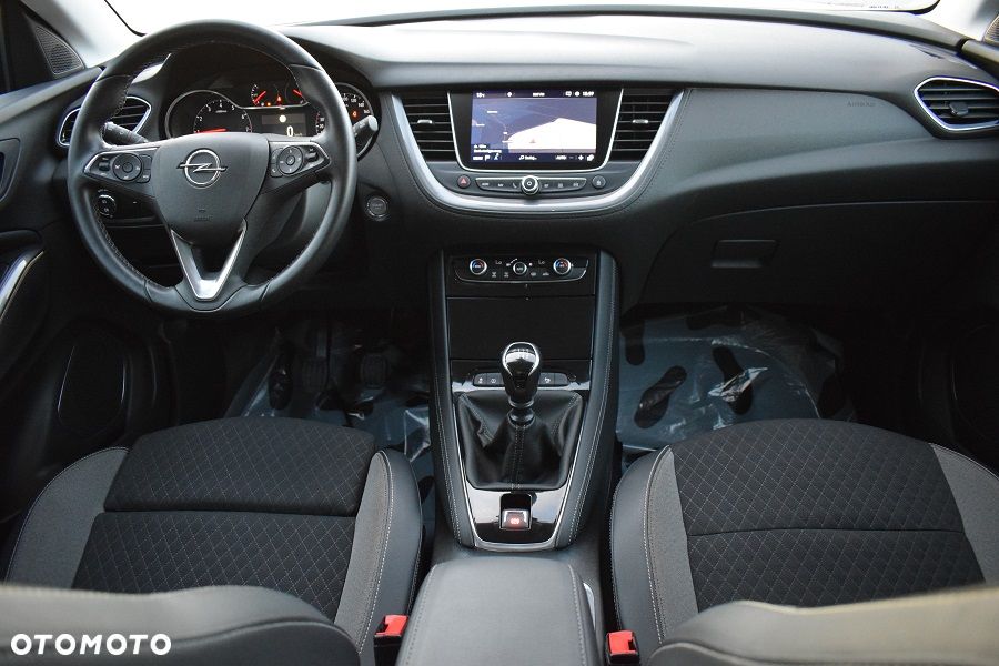 Opel Grandland X 1.2 Start/Stop Elegance - 5