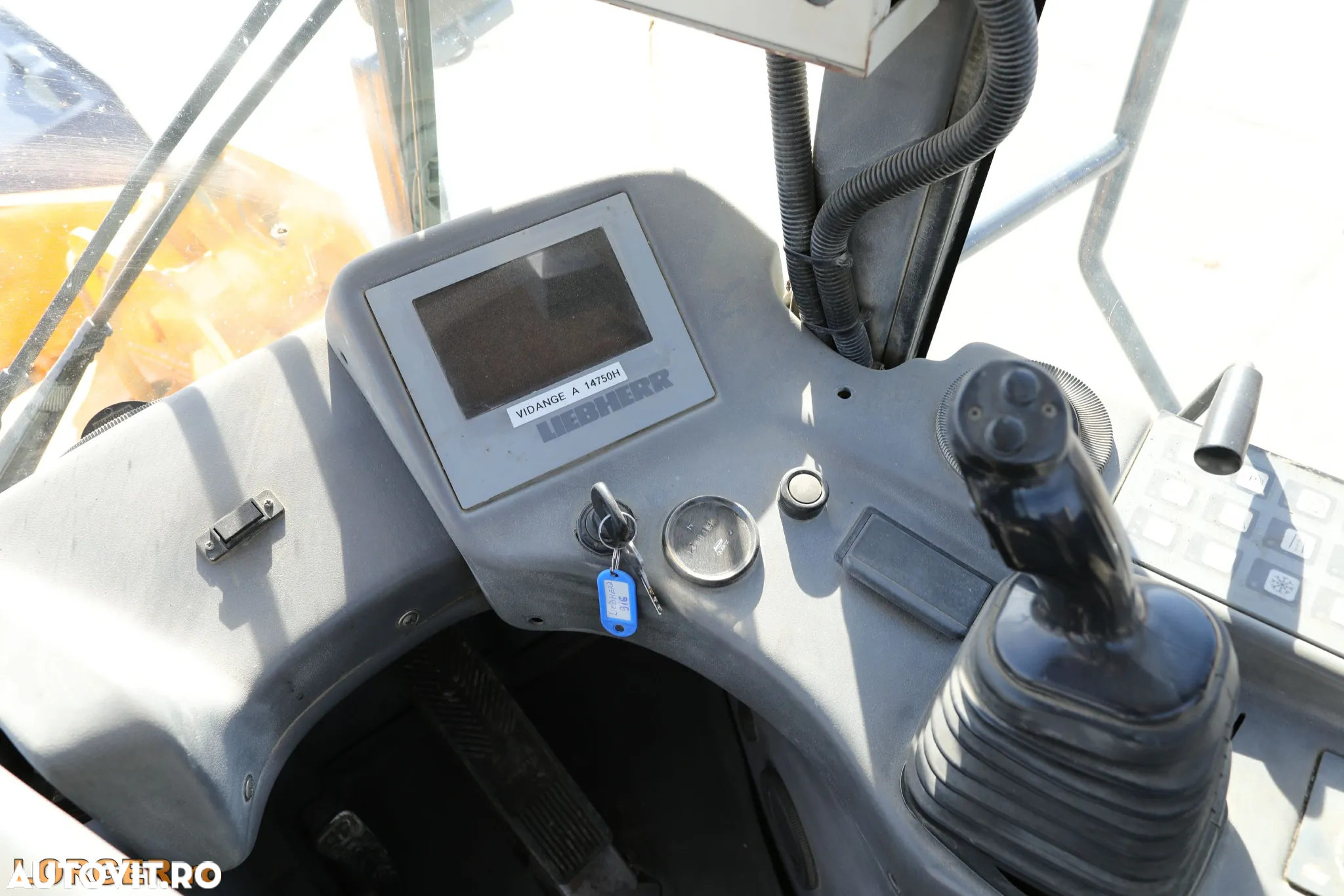 Liebherr L544 - 13