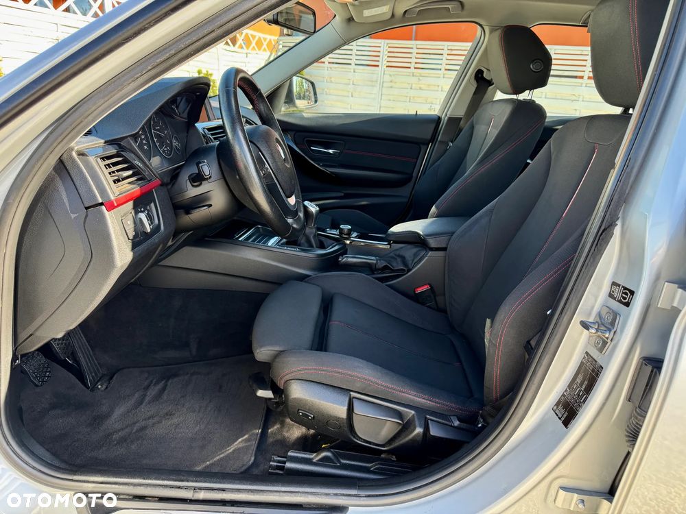 BMW Seria 3 316d Sport Line - 8