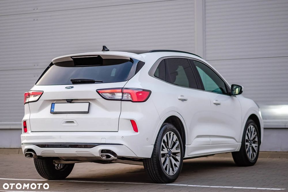 Ford Kuga - 12