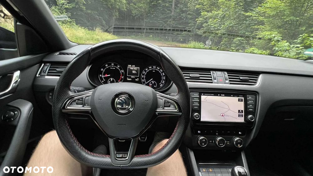 Skoda Octavia 2.0 TSI RS - 7