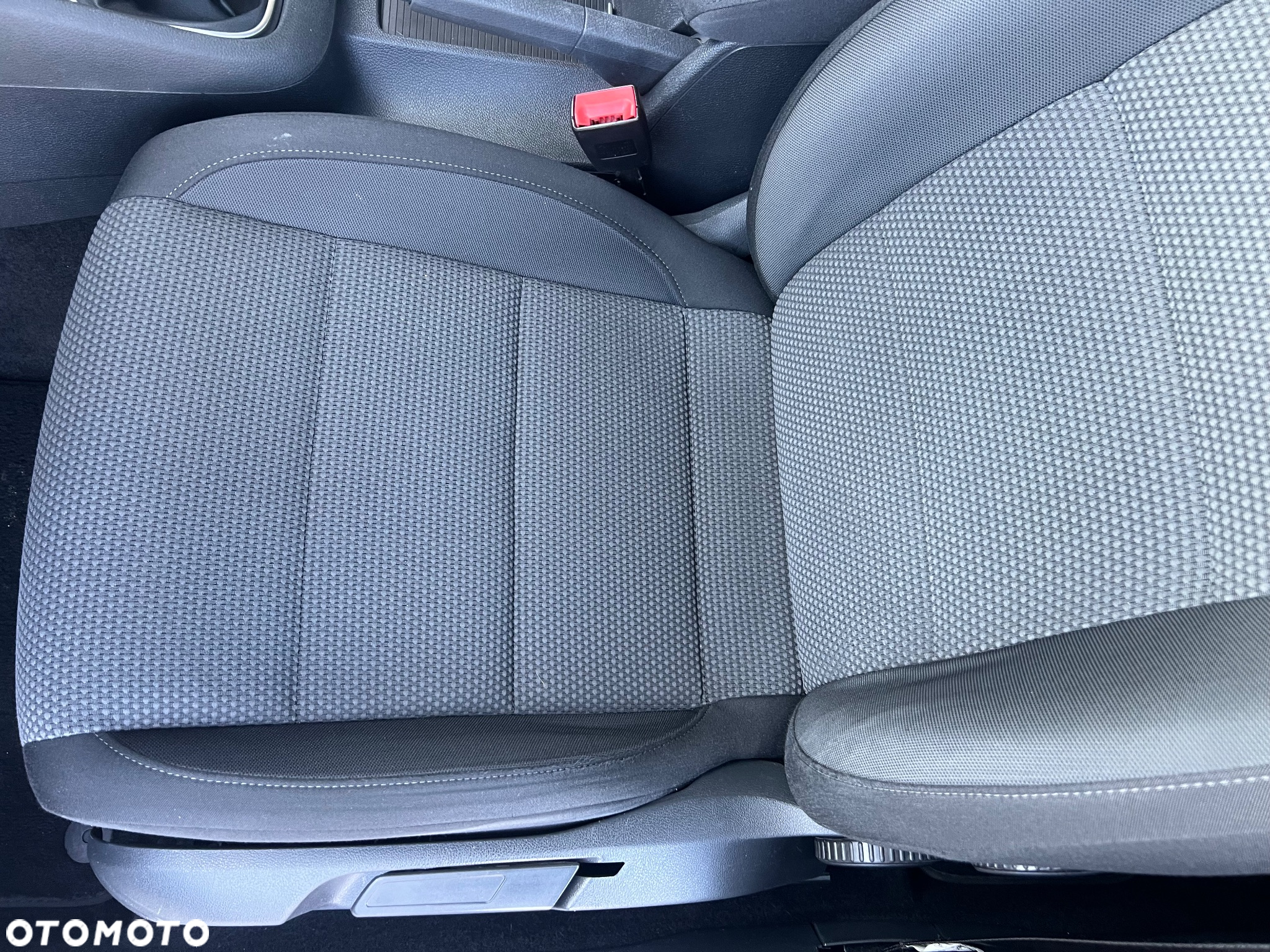 Volkswagen Golf 1.2 TSI BlueMotion Technology move - 21