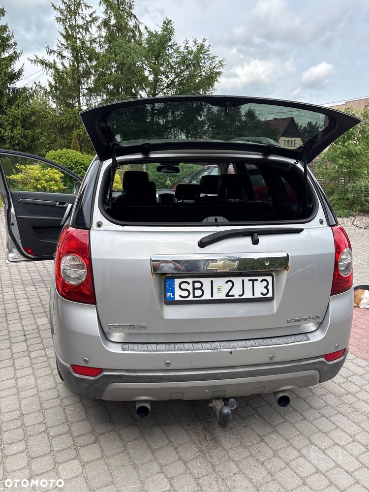 Chevrolet Captiva 2.4 LS - 2