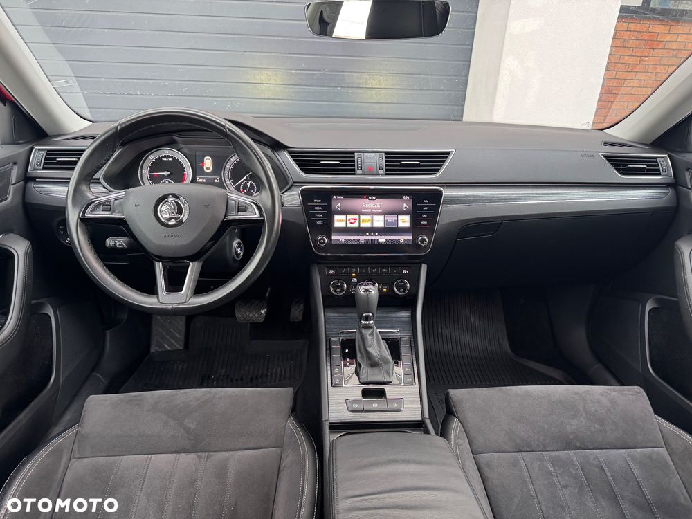 Skoda Superb 2.0 TDI DSG Style - 8