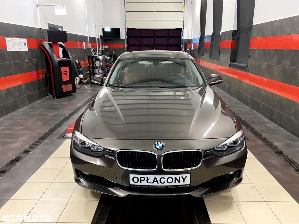 BMW Seria 3 316d Sport Line - 4
