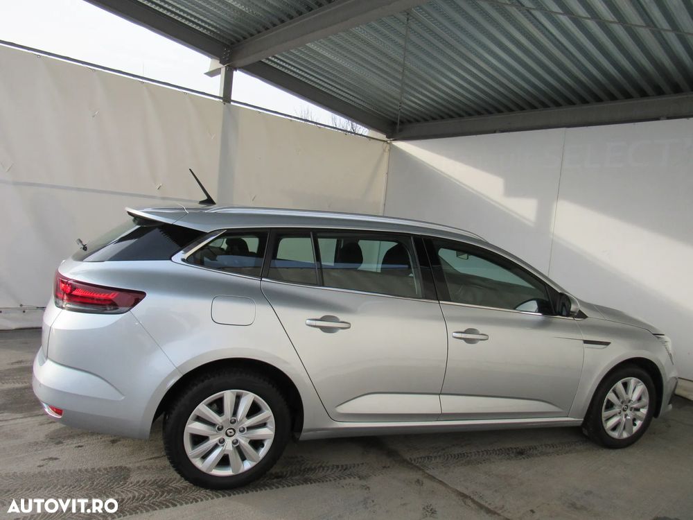 Renault Megane TCe 140 GPF BUSINESS EDITION - 4