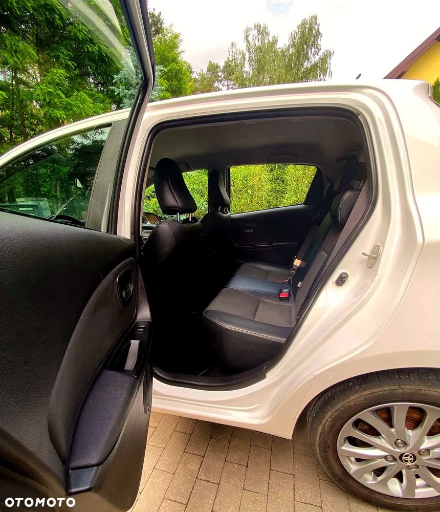 Toyota Yaris 1.33 Active - 13