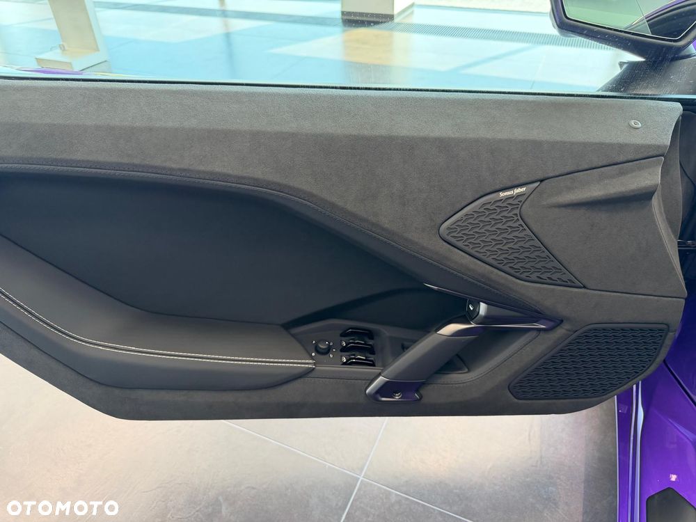 Lamborghini Inny - 9