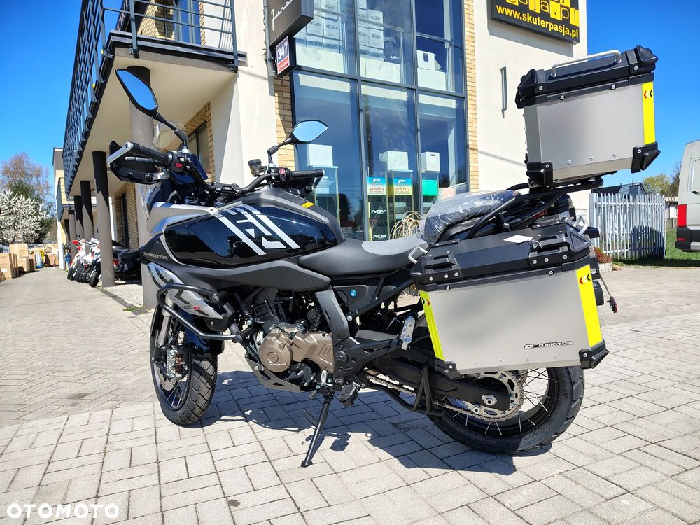 QJMOTOR SRT 600SX - 14