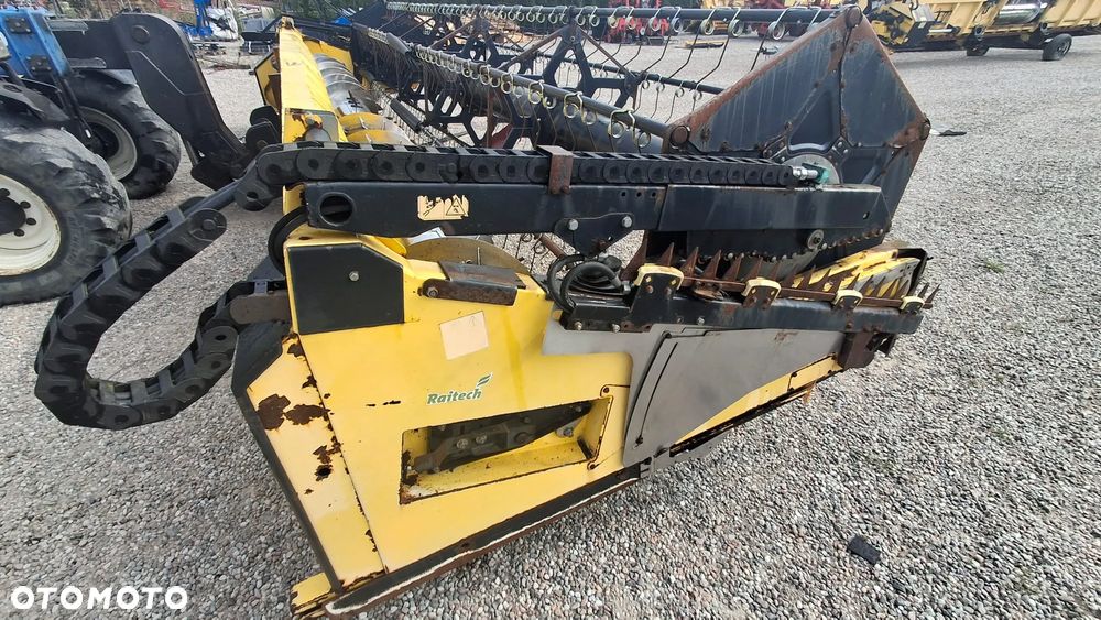 New Holland BISO Crop Ranger 750 - 4
