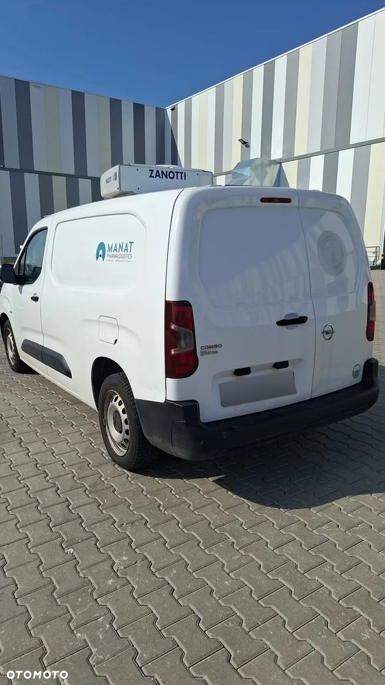 Opel COMBO - 4