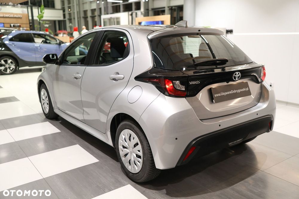 Toyota Yaris 1.5 Comfort - 13