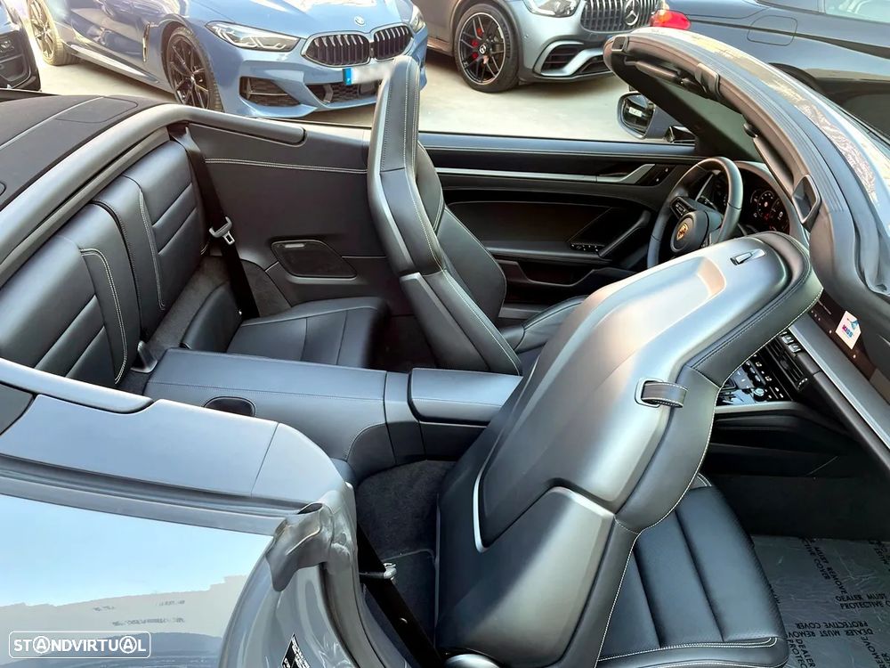 Porsche 911 (992) Carrera Cabriolet PDK - 35
