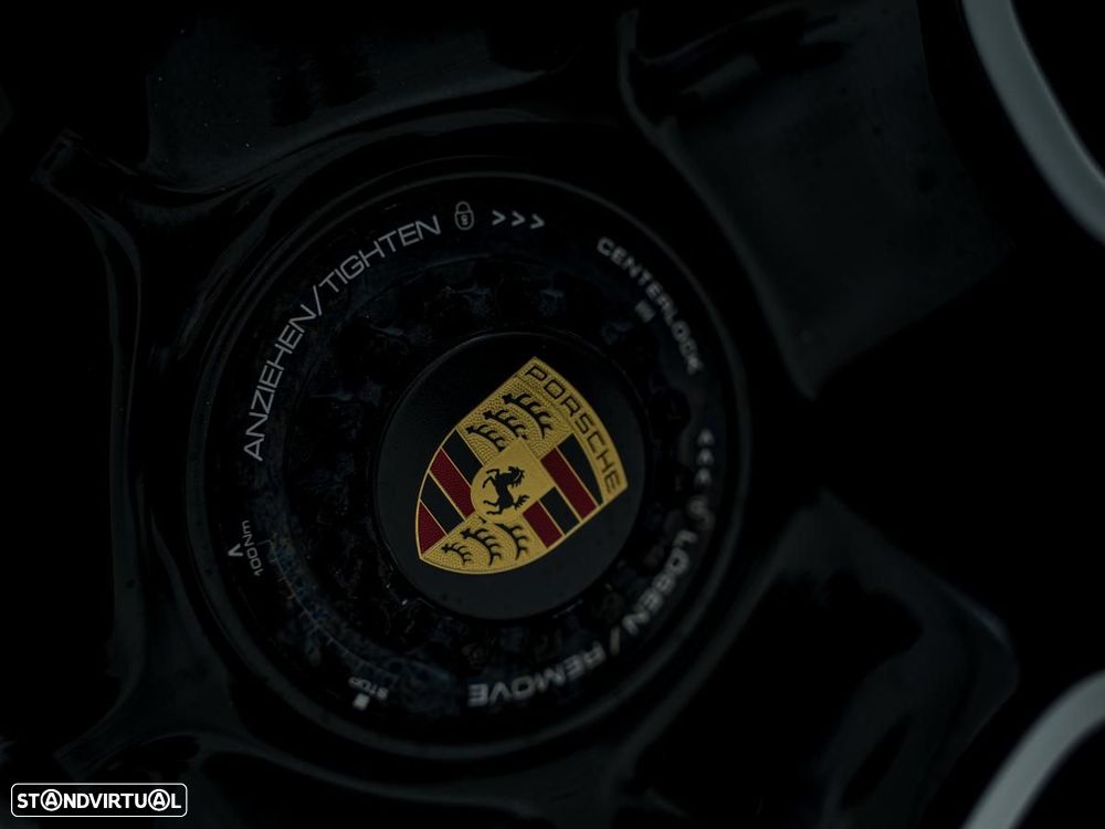 Porsche 911 Turbo S PDK — fotografia 17