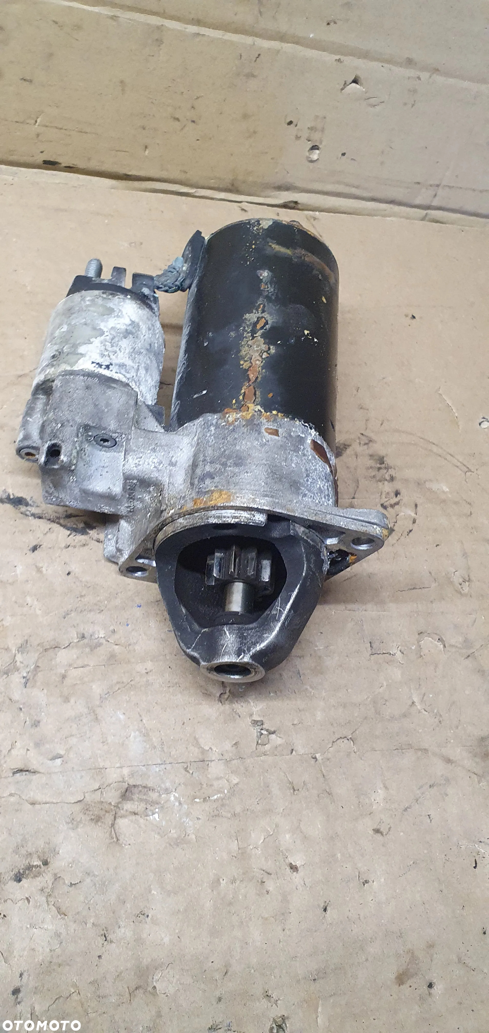 Rozrusznik starter silnika Mercedes B-Klasa W245 2.0 CDI A0051517401 - 2