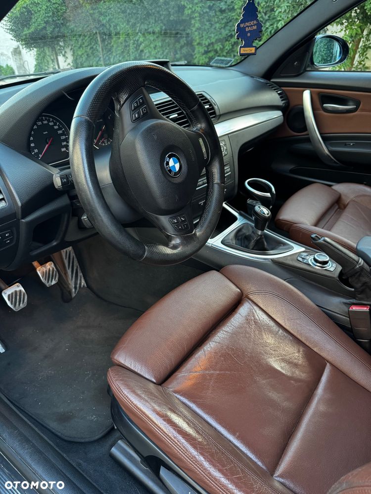 BMW Seria 1 123d - 9