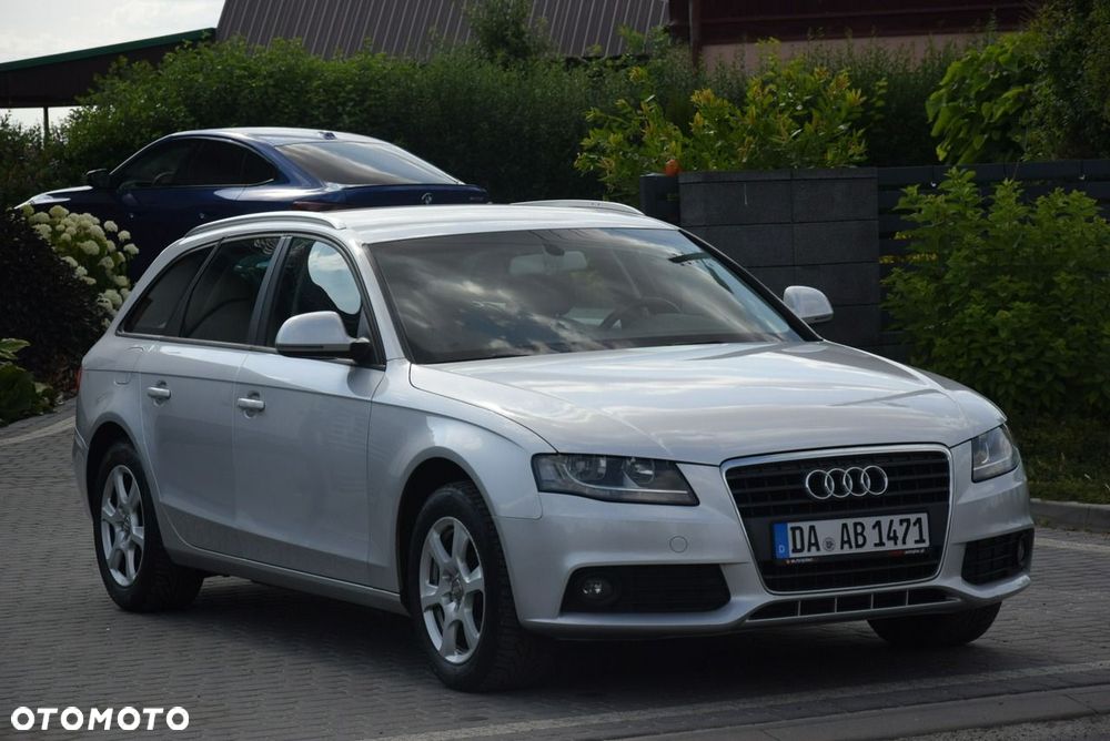 Audi A4 Avant 2.0 TDI DPF Attraction - 1