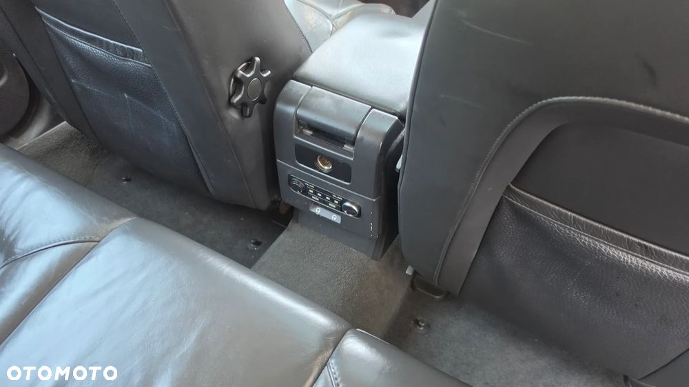 Volvo V70 2.5T Momentum - 21