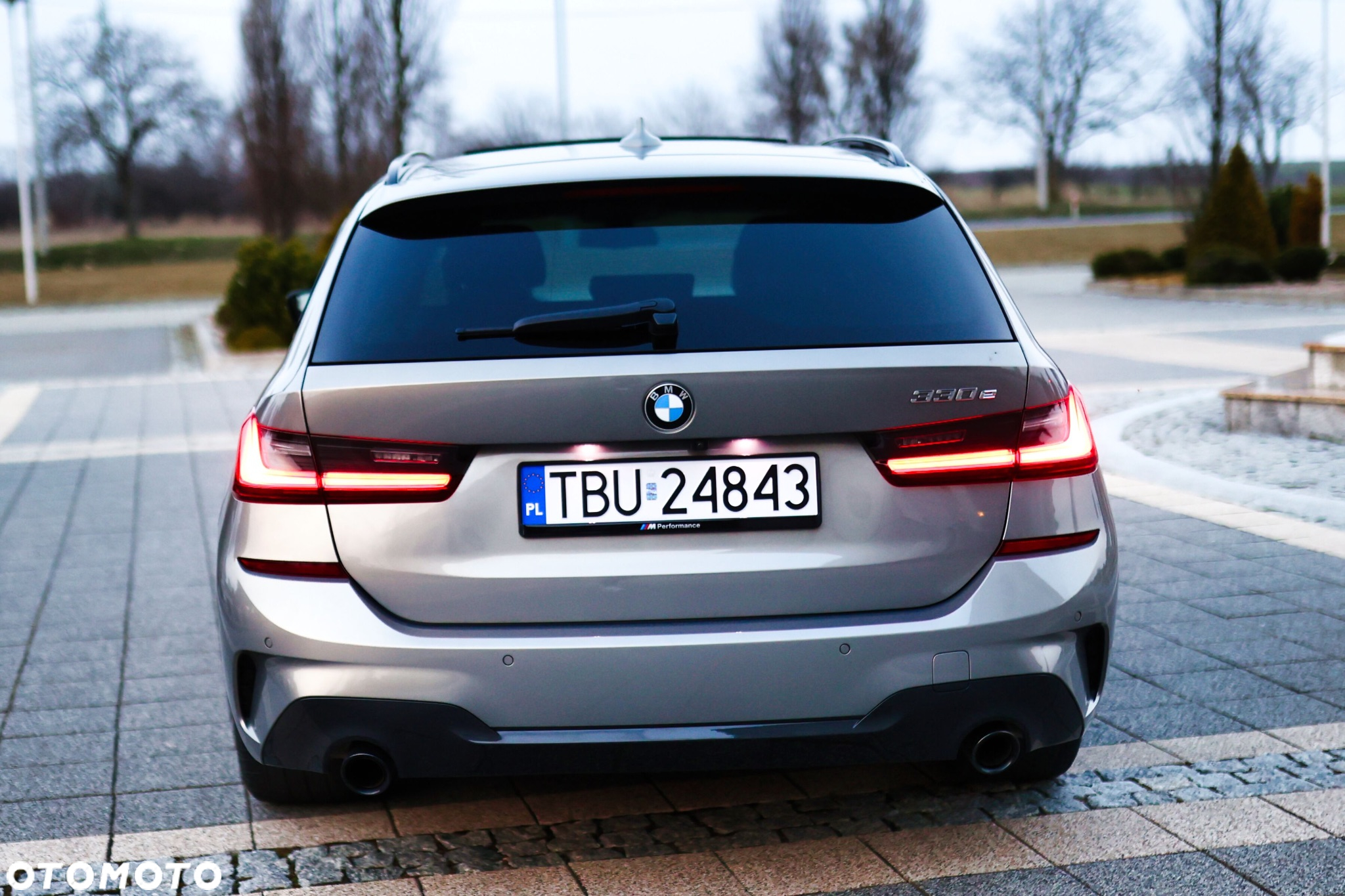 BMW Seria 3 330e M Sport sport - 10