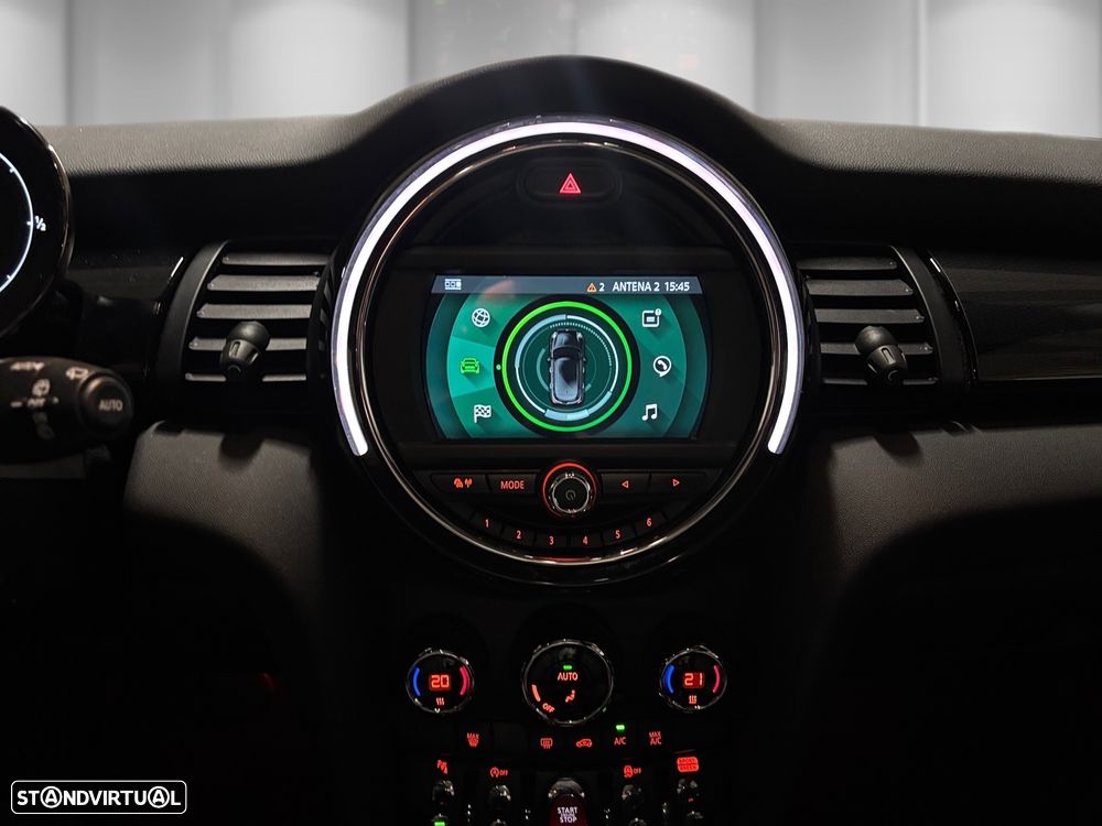 MINI 5 Portas Cooper Camden Edition Auto - 8