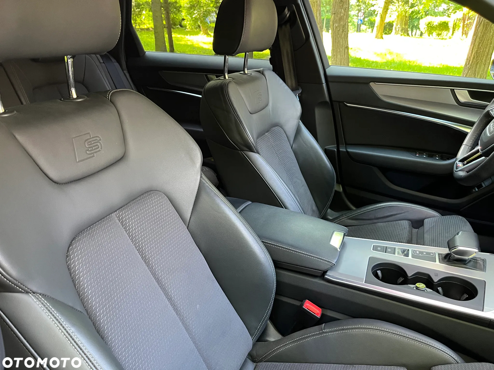 Audi A6 Avant 40 TDI quattro S tronic S line - 17
