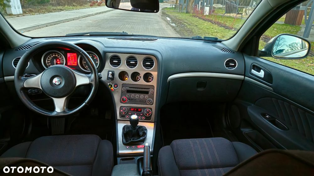 Alfa Romeo 159 1.9 JTDM 16V DPF - 6
