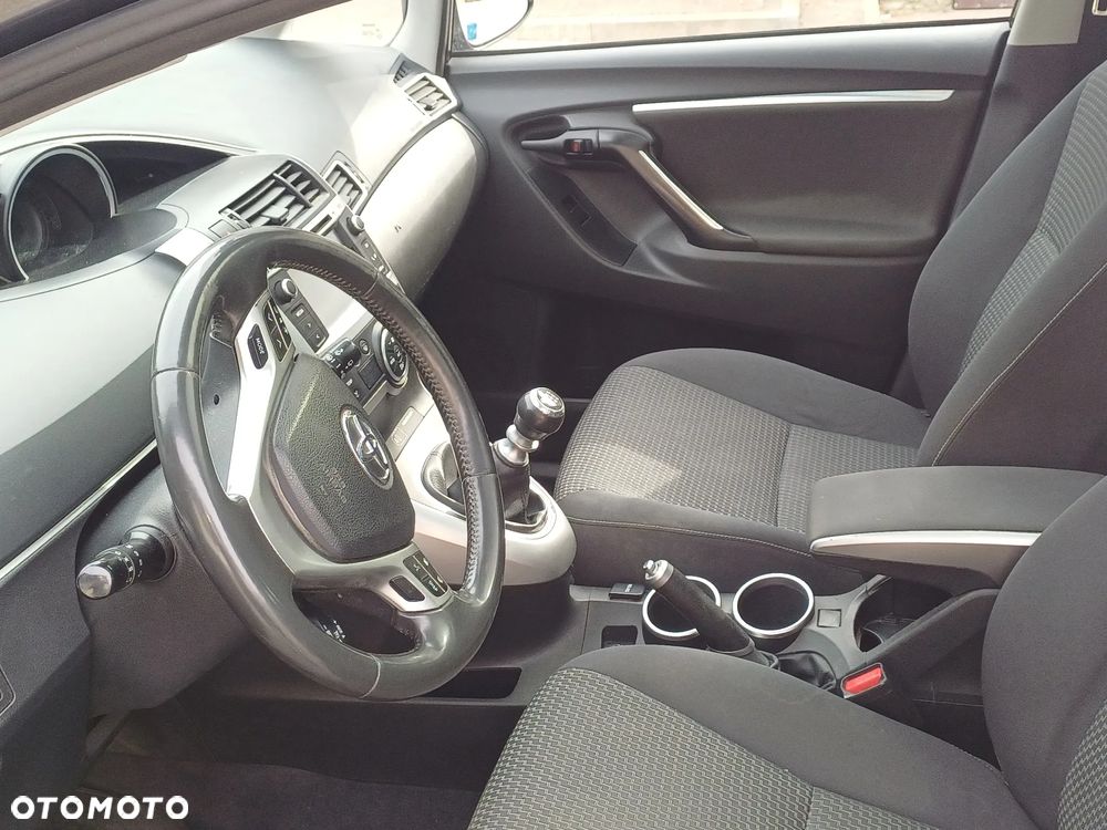 Toyota Verso - 7