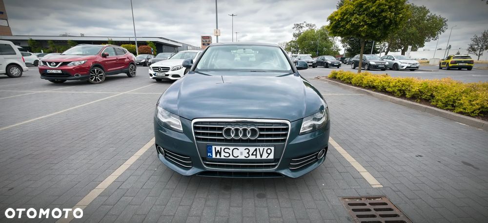 Audi A4 Limousine - 2