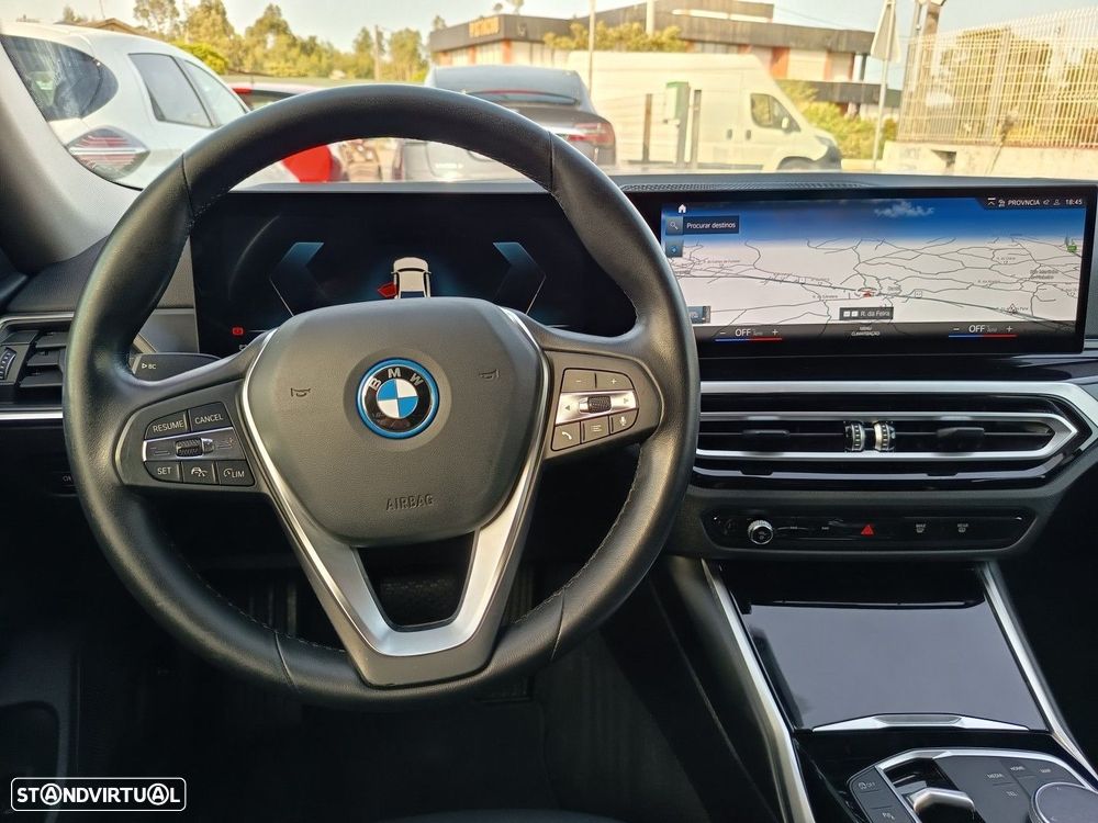 BMW i4 eDrive35 - 18