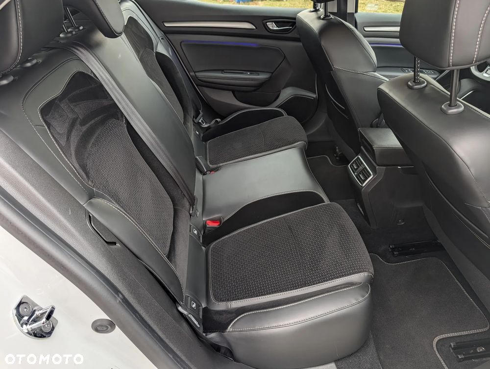 Renault Megane 1.6 SCe Intens - 19