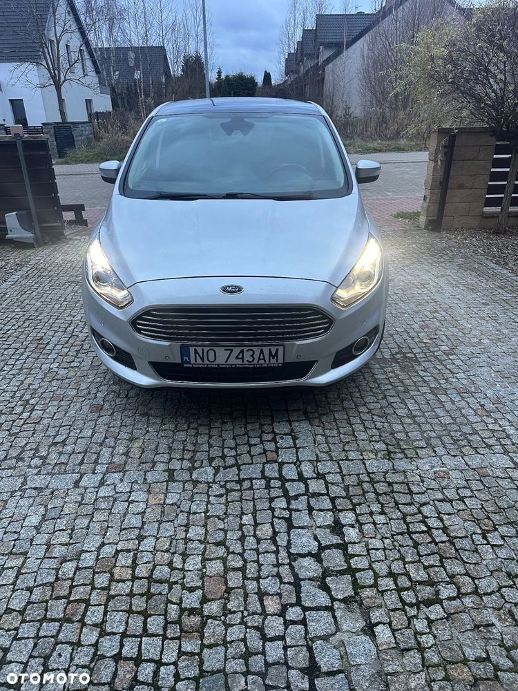 Ford S-Max 2.0 TDCi Titanium PowerShift - 2