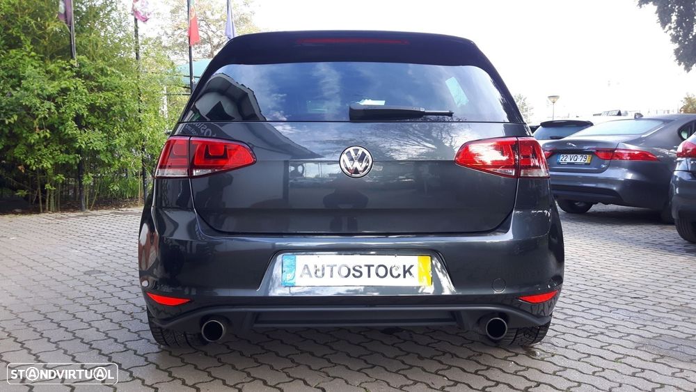 VW Golf 2.0 TSi GTi Performance - 3