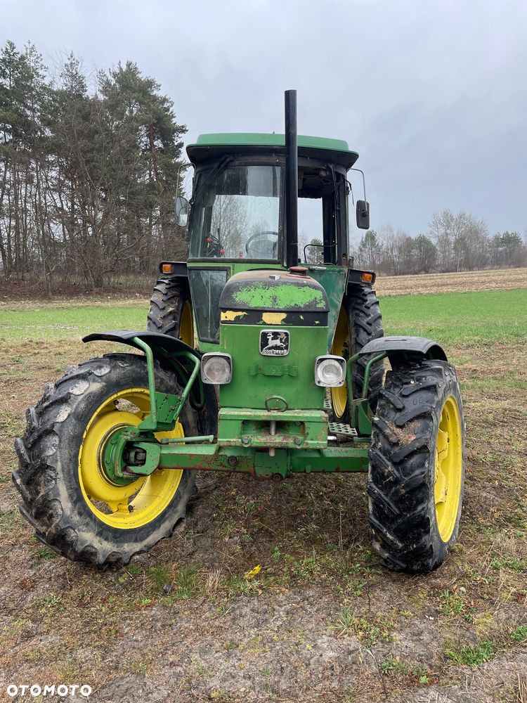 John Deere 2040 - 1