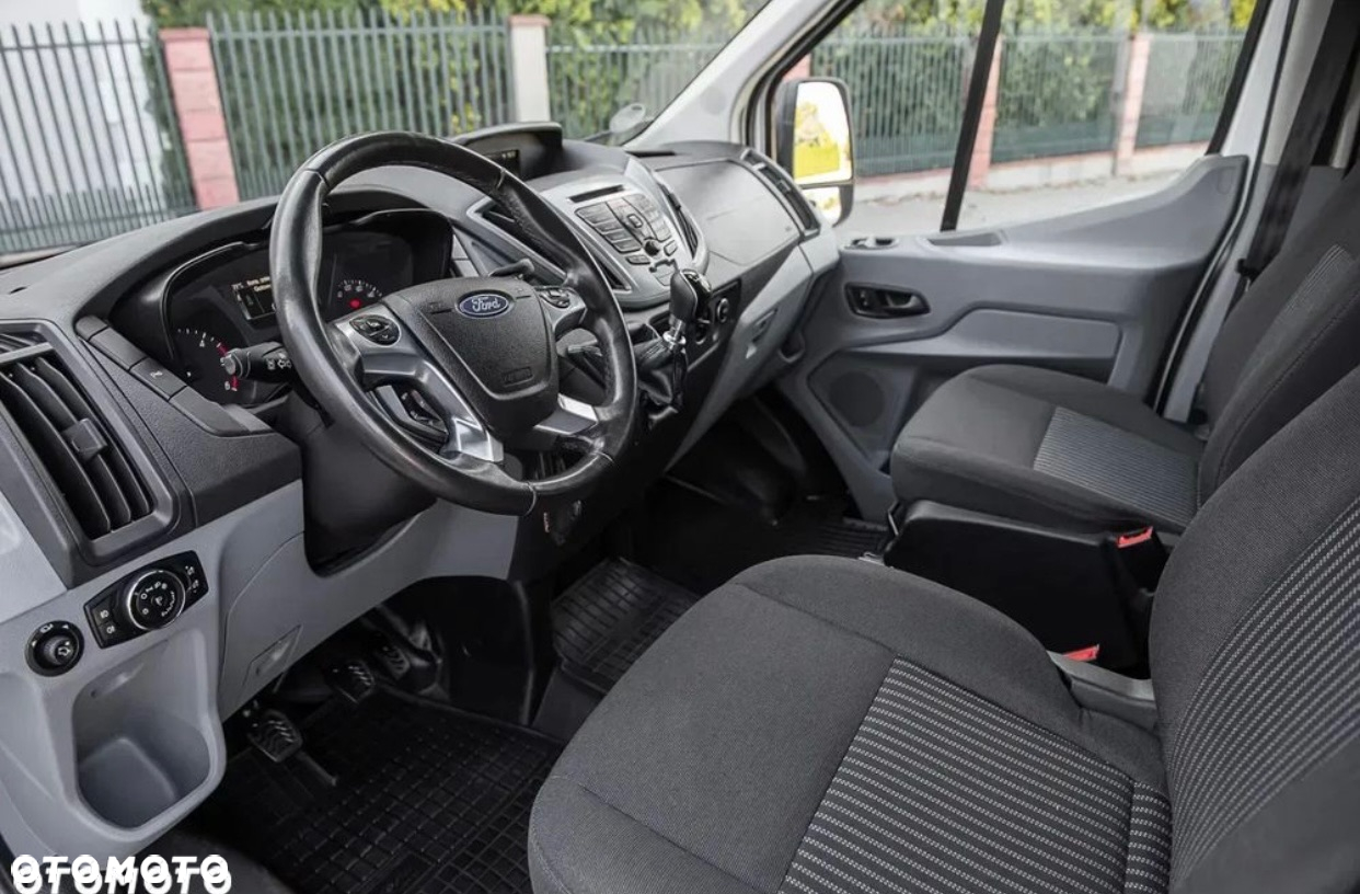 Ford Transit - 9