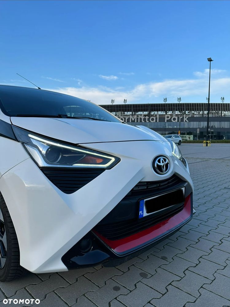 Toyota Aygo x-play - 7
