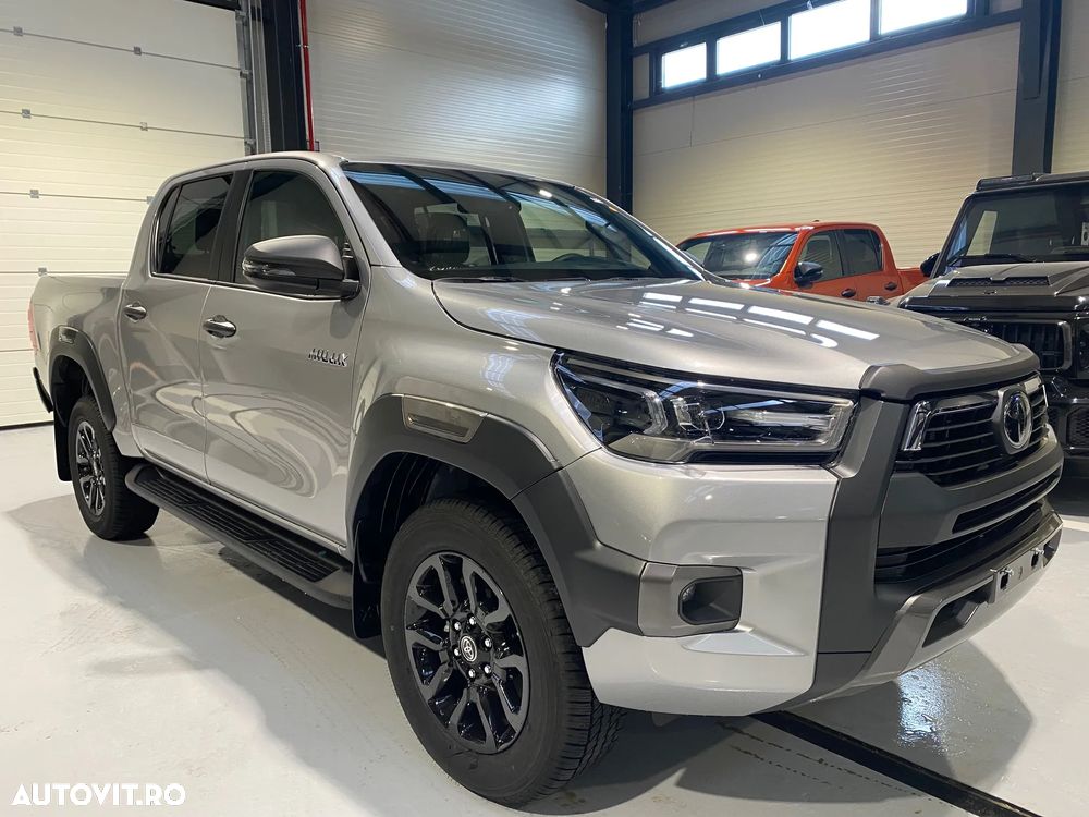 Toyota Hilux 2.8D 204CP 4x4 Double Cab AT MHEV Invincible - 1