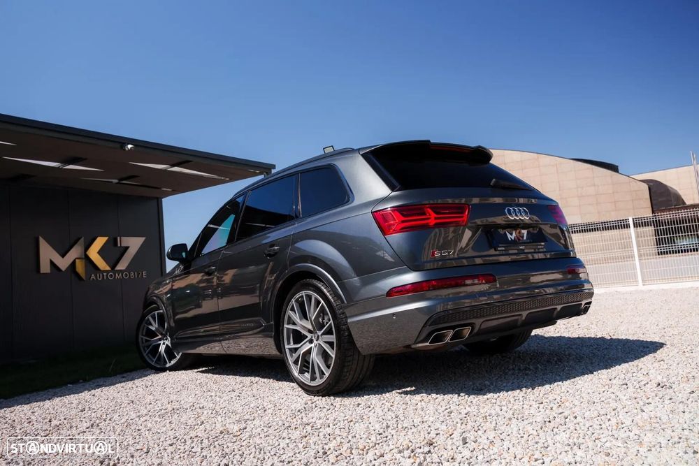 Audi SQ7 4.0 TDI V8 quattro Tiptronic 7L — fotografia 52