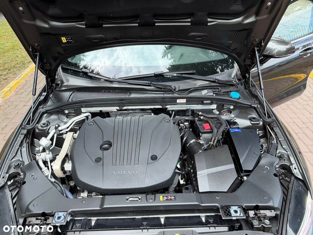 Volvo V60 B4 B DKG Plus Bright - 32