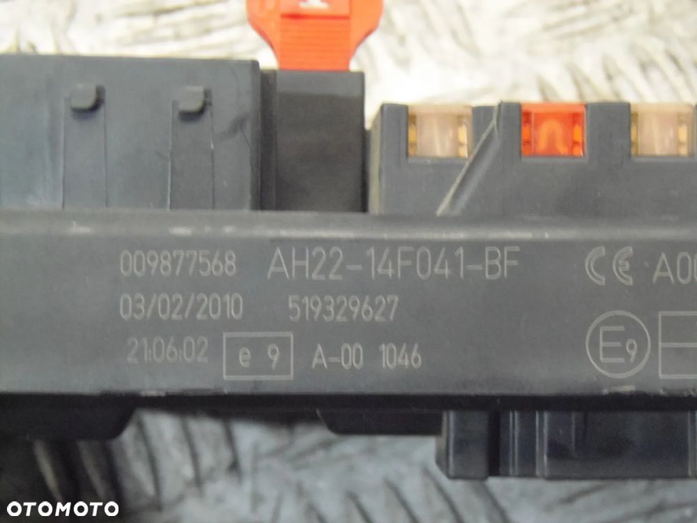 RANGE ROVER SPORT L320 LIFT AH22-14F041-BF SKRZYNKA BEZPIECZNIKÓW 3.0D 2011R - 3