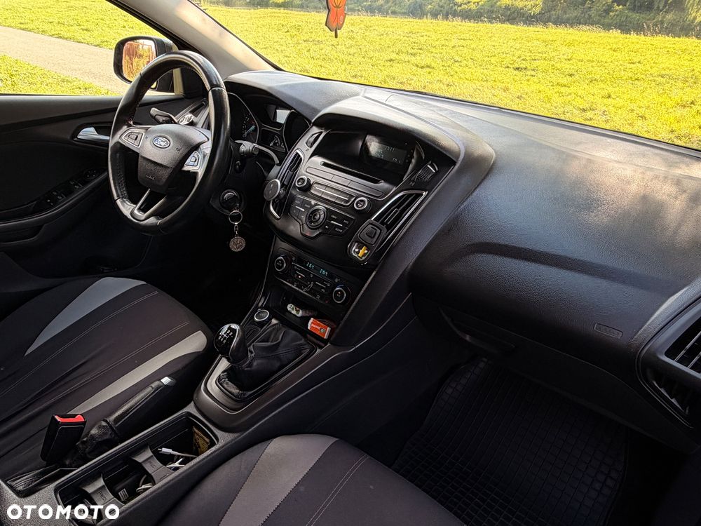 Ford Focus 1.6 Titanium - 14