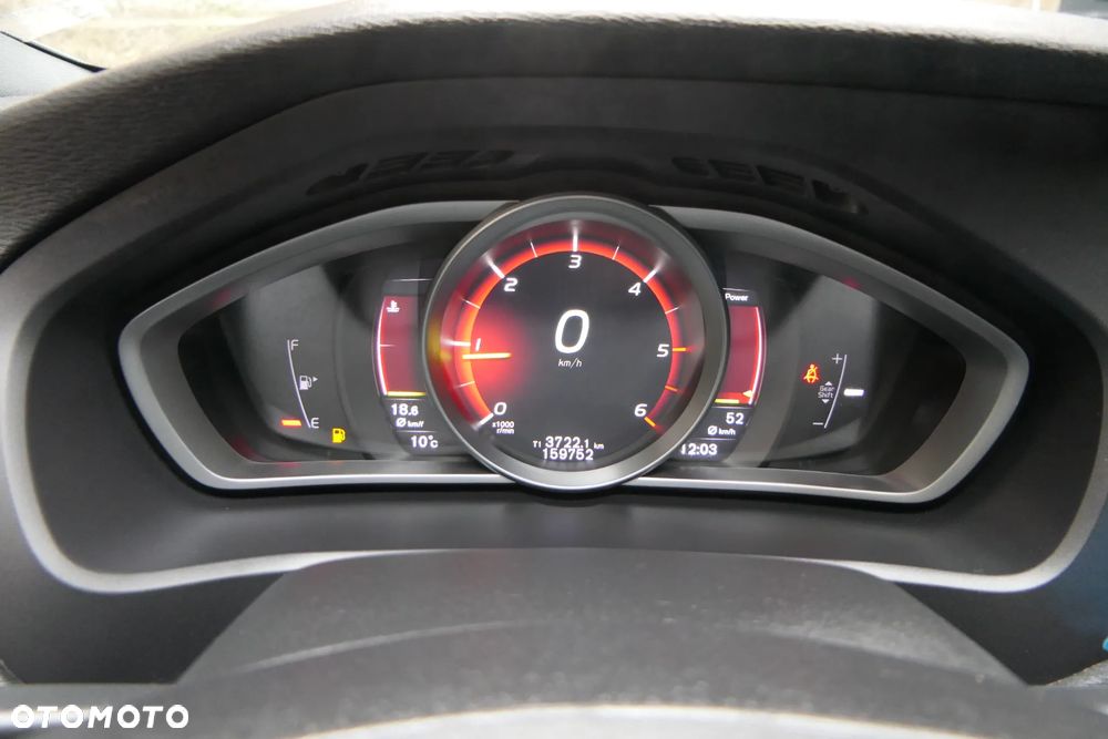 Volvo V40 D4 RDesign - 23
